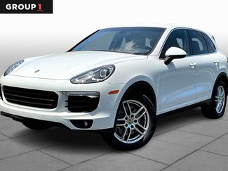 Used 2016 Porsche Cayenne image 1