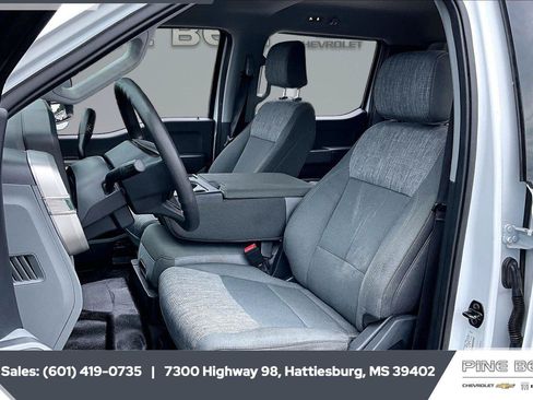 Used 2023 Ford F450 XLT w/ XLT Value Package AWD/4WD image 19