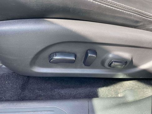 Used 2022 Nissan Murano SV FWD image 13
