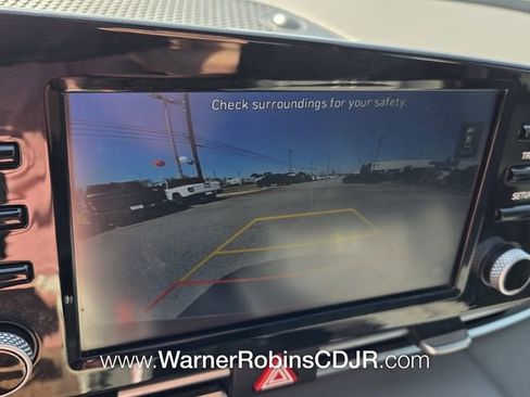 Used 2022 Hyundai Elantra SEL w/ Convenience Package image 19