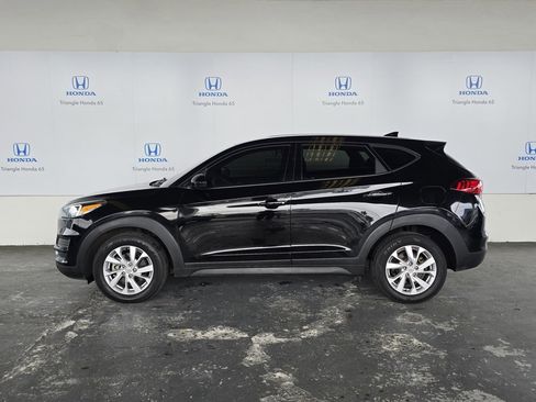 Used 2021 Hyundai Tucson SE image 3
