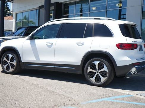 Used 2026 Mercedes-Benz GLB 250 image 6