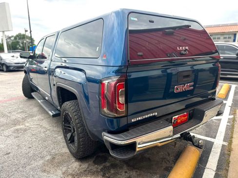 Used 2018 GMC Sierra 1500 SLT AWD/4WD image 3