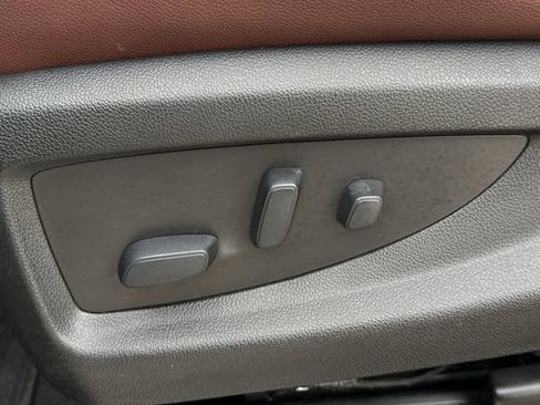 Used 2019 Chevrolet Tahoe Premier w/ Premier Plus Edition image 30