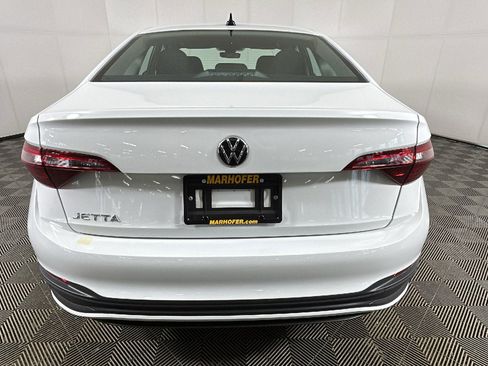 Used 2024 Volkswagen Jetta S FWD image 4