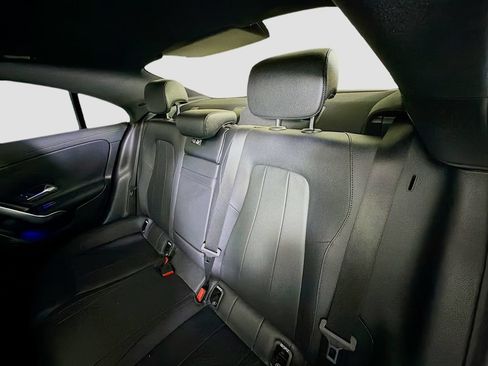 Used 2021 Mercedes-Benz CLA 250 image 21