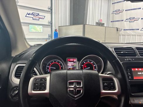 Used 2019 Dodge Journey SE w/ Connectivity Group FWD image 13