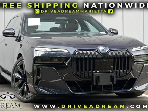 Used 2023 BMW 760i xDrive AWD/4WD image 2