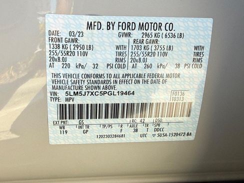 Certified 2023 Lincoln Aviator Reserve w/ Equipment Group 201A AWD/4WD image 32