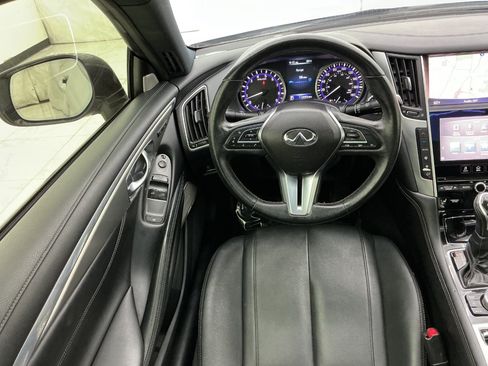 Used 2017 INFINITI Q60 3.0t w/ Premium Plus Package 3.0T AWD/4WD image 27