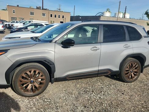 Used 2025 Subaru Forester Sport AWD/4WD image 8