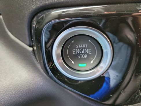 New 2026 GMC Sierra 2500 SLE w/ SLE Value Package; image 32