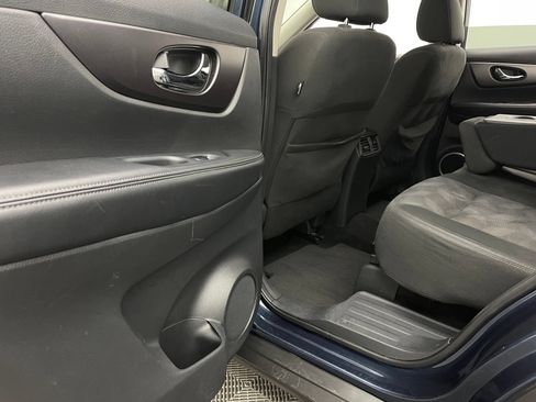 Used 2016 Nissan Rogue SV AWD/4WD image 35