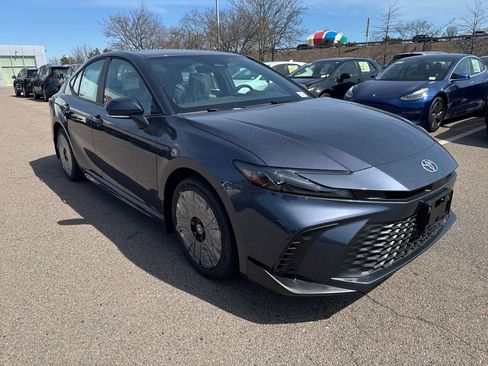 New 2026 Toyota Camry SE AWD/4WD image 12