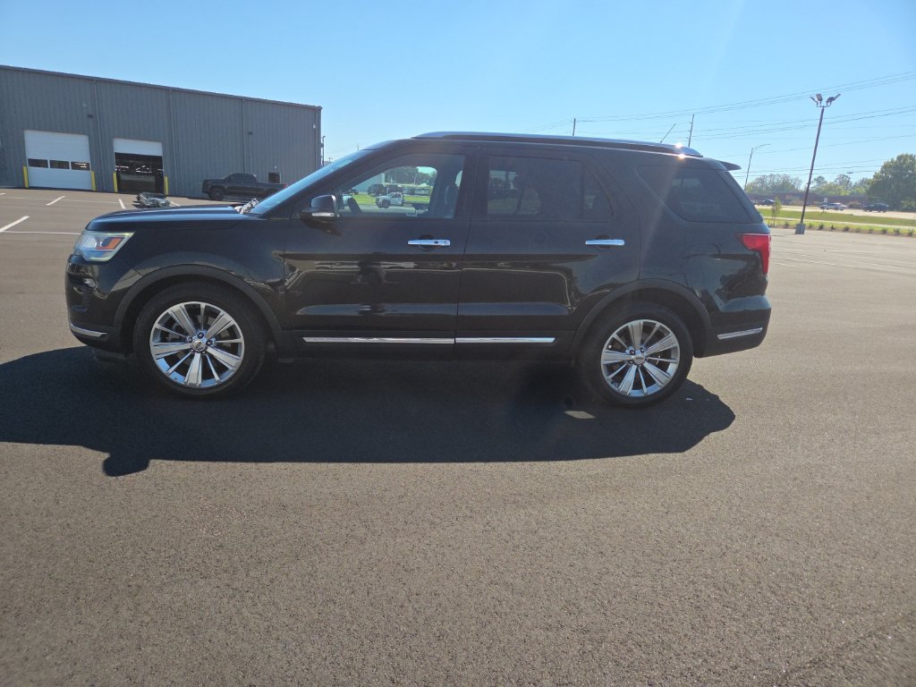 Used 2019 Ford Explorer Limited w/ Class III Trailer Tow Package FWD image 7
