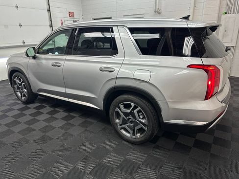 Used 2023 Hyundai Palisade Limited w/ Cargo Package AWD/4WD image 6