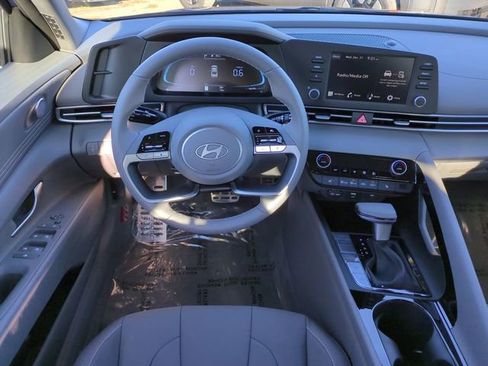 New 2026 Hyundai Elantra SEL Sport image 15