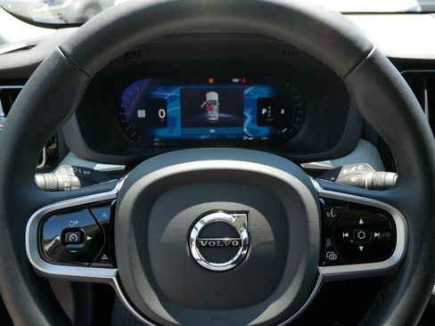 Certified 2025 Volvo XC60 B5 Plus AWD/4WD image 24