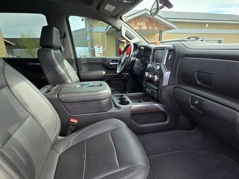 Used 2021 GMC Sierra 3500 SLT w/ SLT Convenience Package image 15
