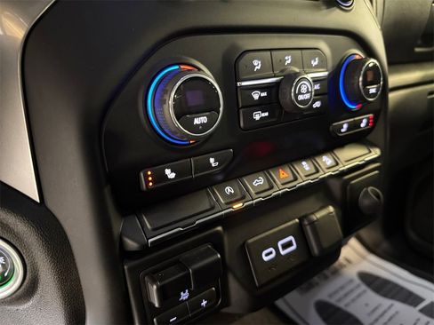 Used 2019 Chevrolet Silverado 1500 LT w/ All-Star Edition image 30