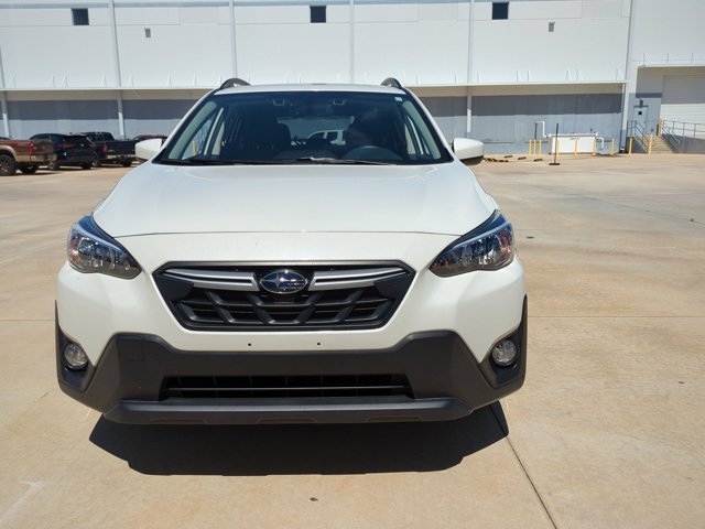 Used 2022 Subaru Crosstrek 2.0i Premium w/ Moonroof Package AWD/4WD image 2