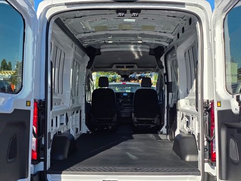 New 2025 Ford Transit 250 148 Medium Roof Extended AWD image 9