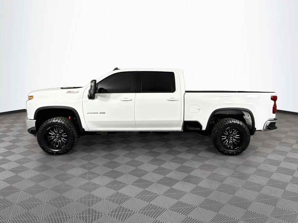 Used 2023 Chevrolet Silverado 2500 LT AWD/4WD image 4