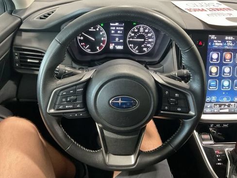 Used 2024 Subaru Outback Premium AWD/4WD image 11