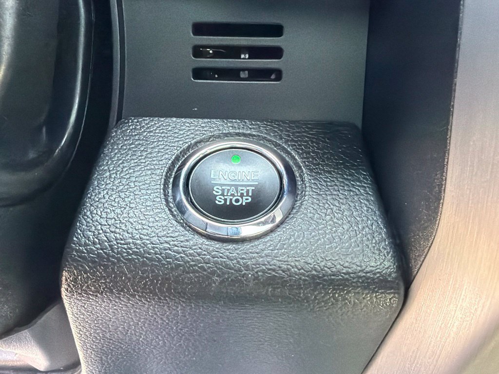 Used 2019 Ford F250 Platinum w/ Platinum Ultimate Package AWD/4WD image 32