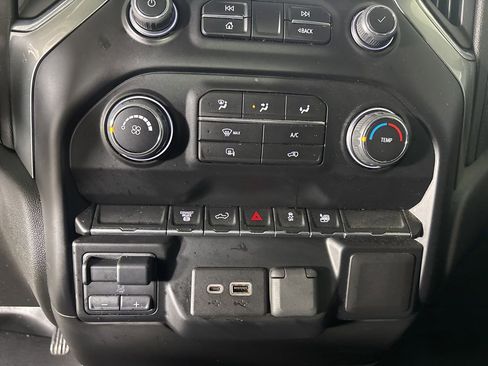 Used 2023 Chevrolet Silverado 2500 LT AWD/4WD image 15