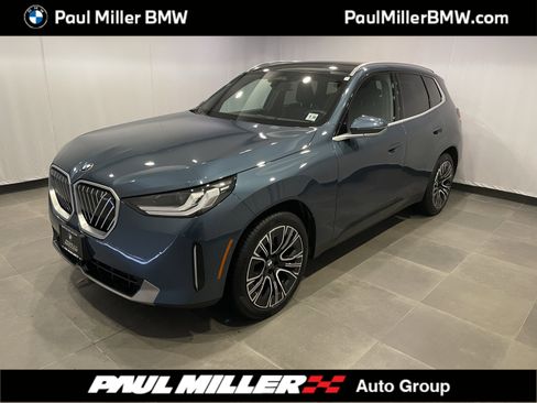 Used 2025 BMW X3 xDrive30i w/ Convenience Package image 1