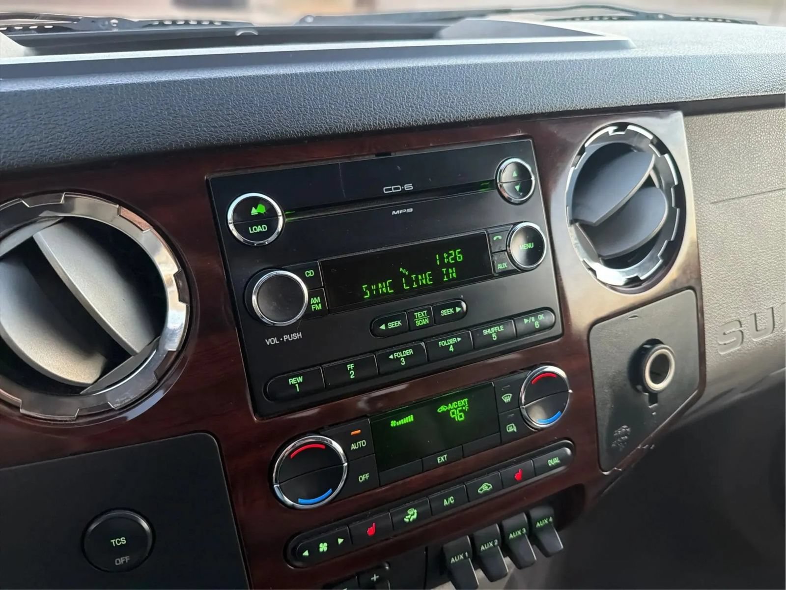 Used 2010 Ford F250 Lariat RWD image 18