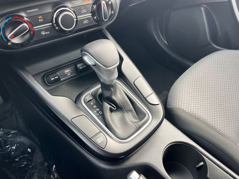 Used 2025 Kia Soul LX w/ LX Technology Package image 39