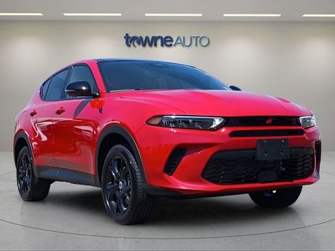 Used 2024 Dodge Hornet GT AWD/4WD image 7