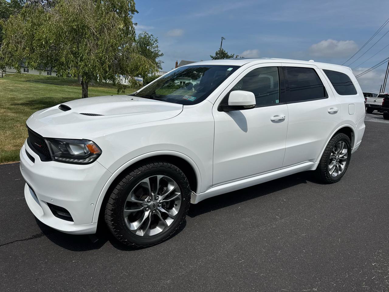 Used 2019 Dodge Durango R/T w/ Technology Group AWD/4WD image 2