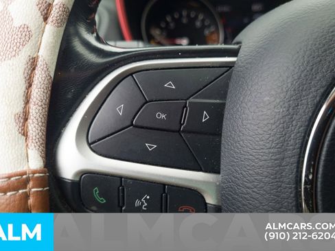 Used 2020 Jeep Compass Trailhawk AWD/4WD image 15