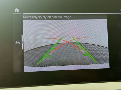 Used 2021 BMW 330i Sedan w/ Driving Assistance Package RWD image 23