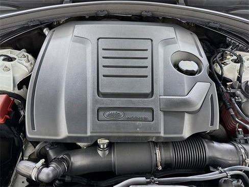 Used 2020 Land Rover Range Rover Velar S image 32