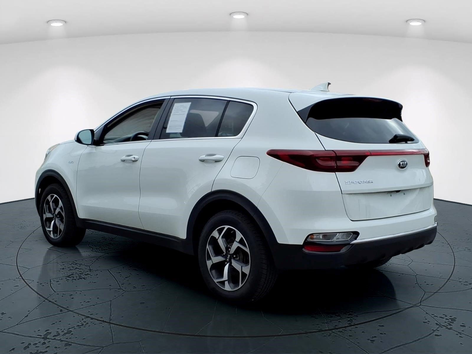 Used 2020 Kia Sportage LX AWD/4WD image 4