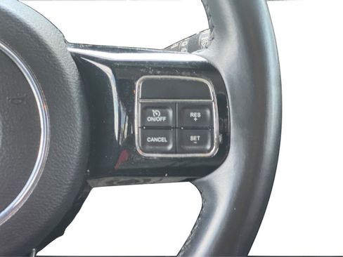 Used 2014 Jeep Wrangler Unlimited Sahara AWD/4WD image 18