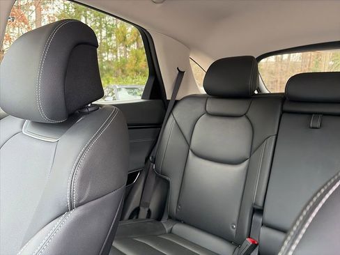 Used 2025 Genesis GV70 2.5T image 7