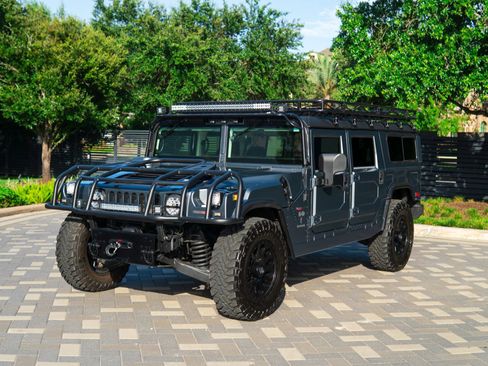 Used 2006 HUMMER H1 4-Door Wagon AWD/4WD image 3
