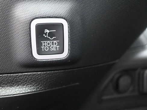 New 2025 Jeep Grand Cherokee Altitude image 25