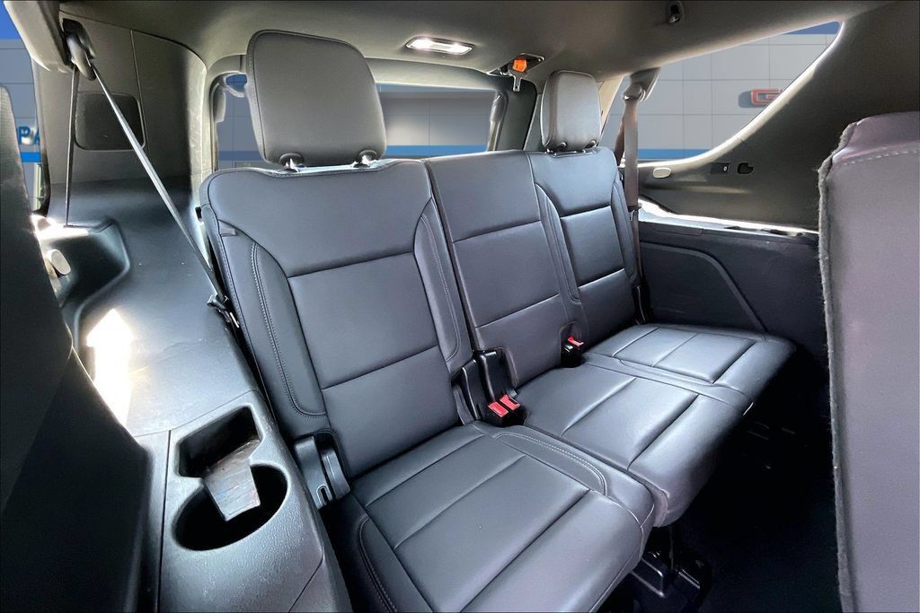 Used 2023 Chevrolet Tahoe LT w/ Luxury Package AWD/4WD image 26