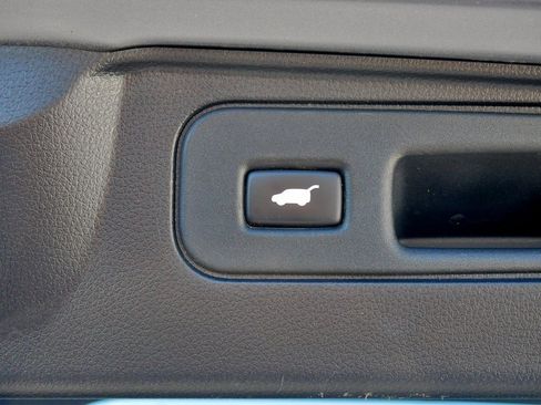 Used 2019 Honda Passport Touring image 17