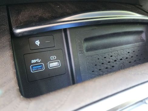 Used 2024 Genesis G80 AWD/4WD image 12