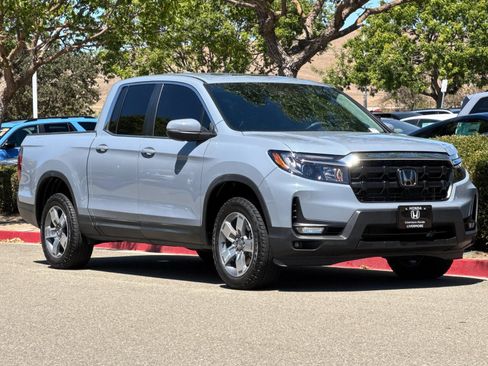 Used 2025 Honda Ridgeline RTL image 8