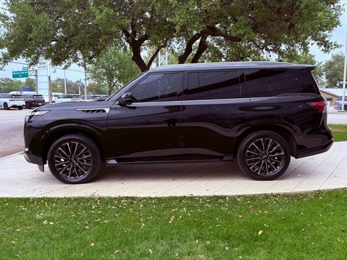 Used 2025 INFINITI QX80 Autograph image 9
