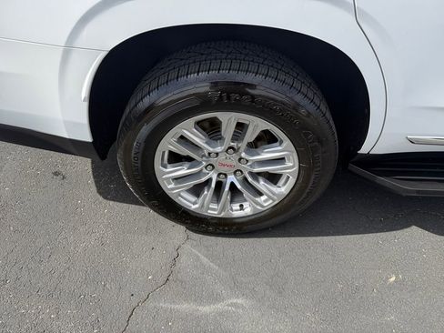 Certified 2024 GMC Yukon SLT AWD/4WD image 29