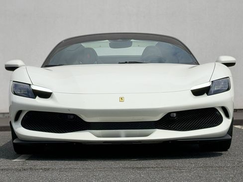 Used 2024 Ferrari 296 GTS RWD image 2